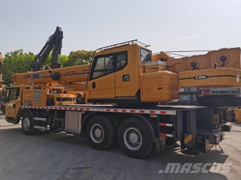 XCMG XT25L5-1 Tovorna dvigala, vitli in dvigala za material