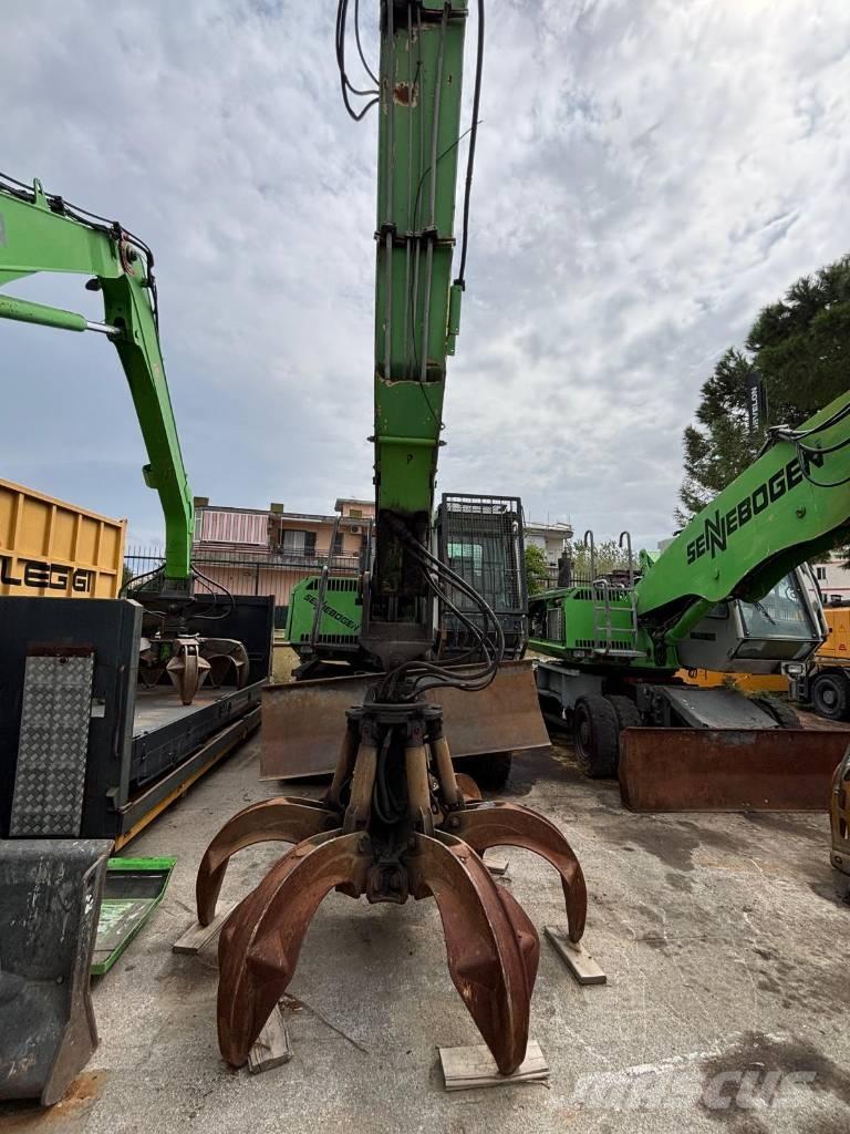 Sennebogen 818 Bagri za prekladanje primarnih/sekundarnih surovin