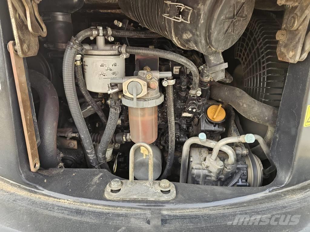 Hitachi ZX 35 U-2 Mini bagri <7t