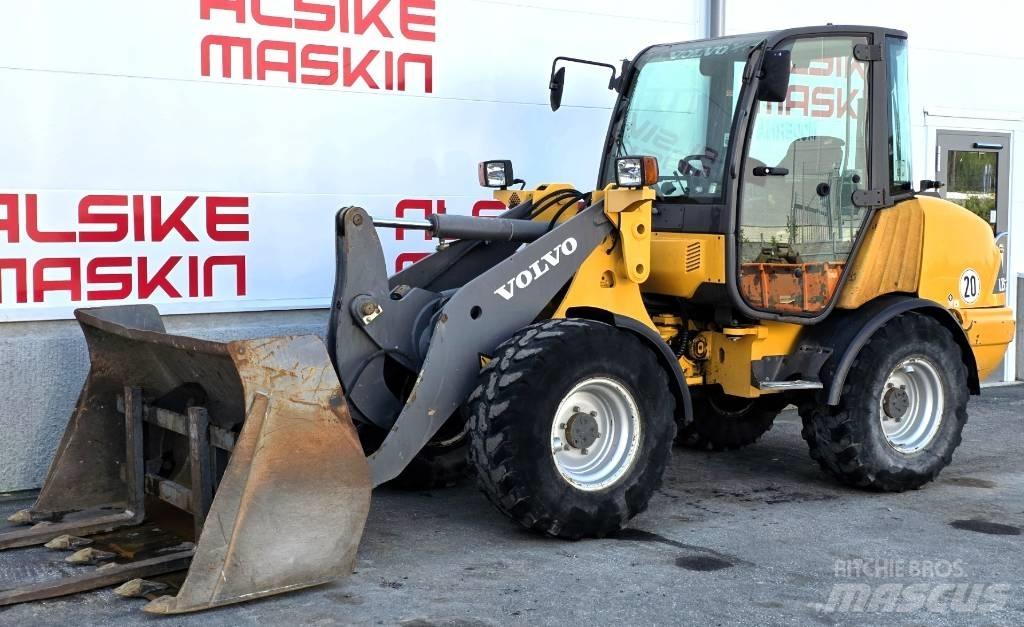 Volvo L 25 B Kolesni nakladalci