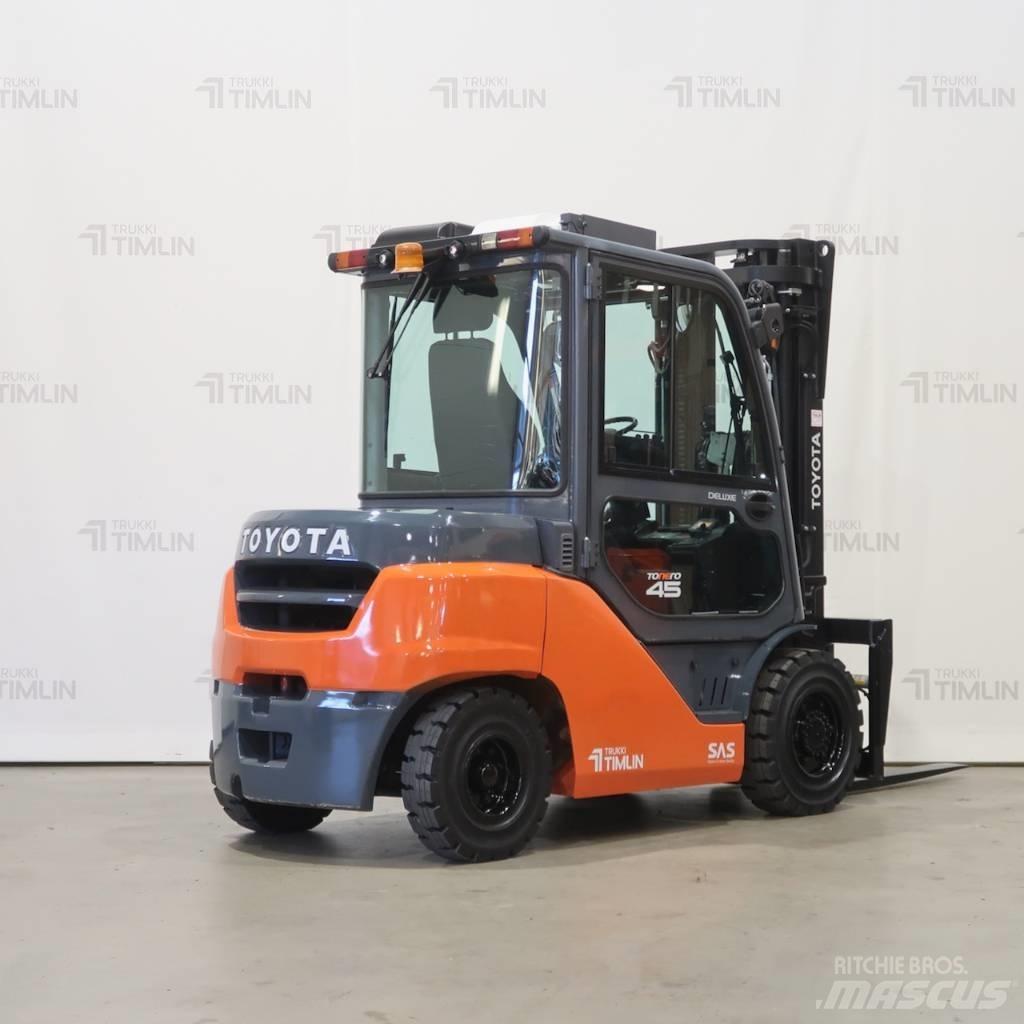 Toyota 40-8FD40N Dizelski viličarji