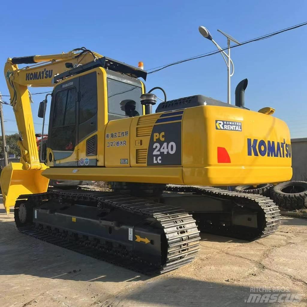 Komatsu PC240LC-8 Mini bagri <7t