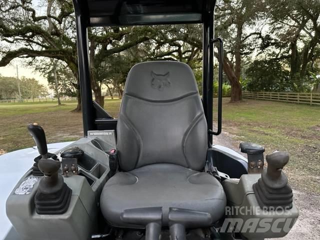 Bobcat E 50 Mini bagri <7t