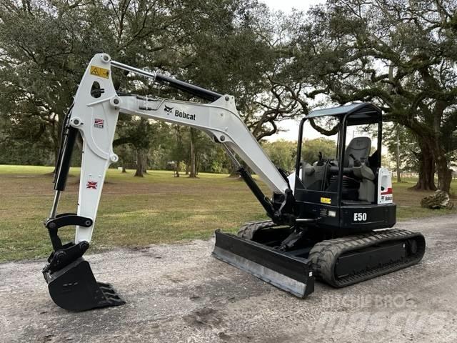 Bobcat E 50 Mini bagri <7t