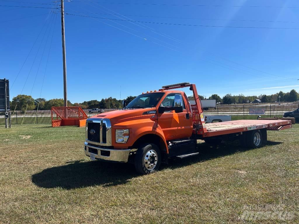 Ford F650 Tovornjaki s kesonom/platojem