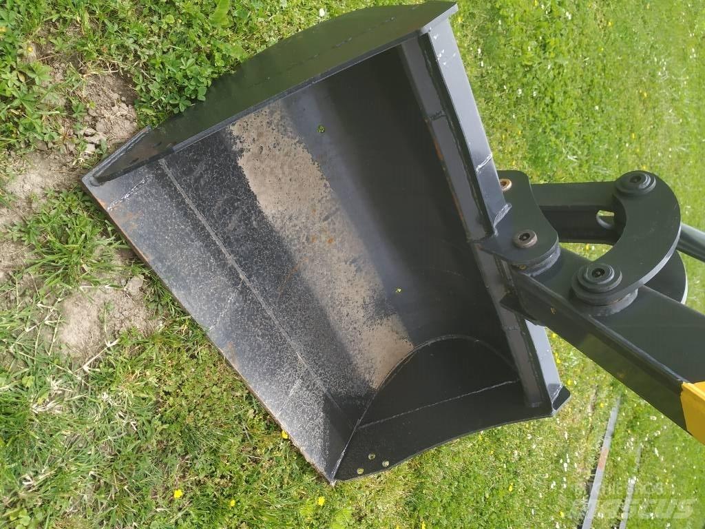 Hytec ZL 22 Mini bagri <7t