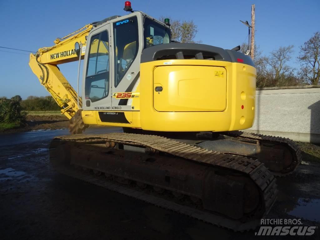 Kobelco SK 235 Bagri goseničarji