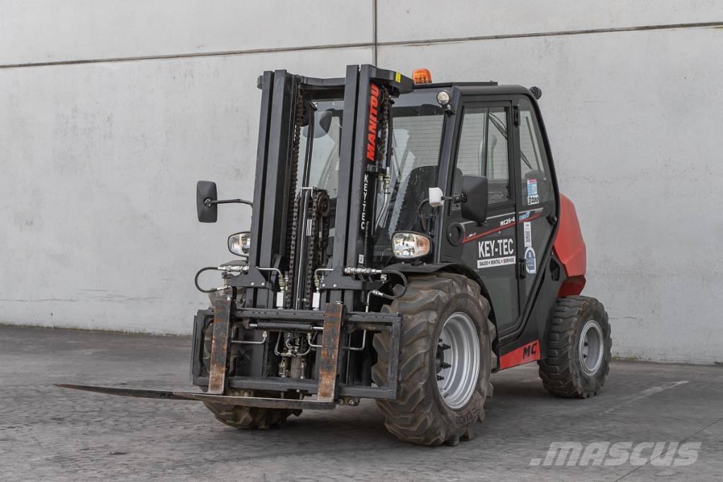 Manitou MC 25-4 Dizelski viličarji