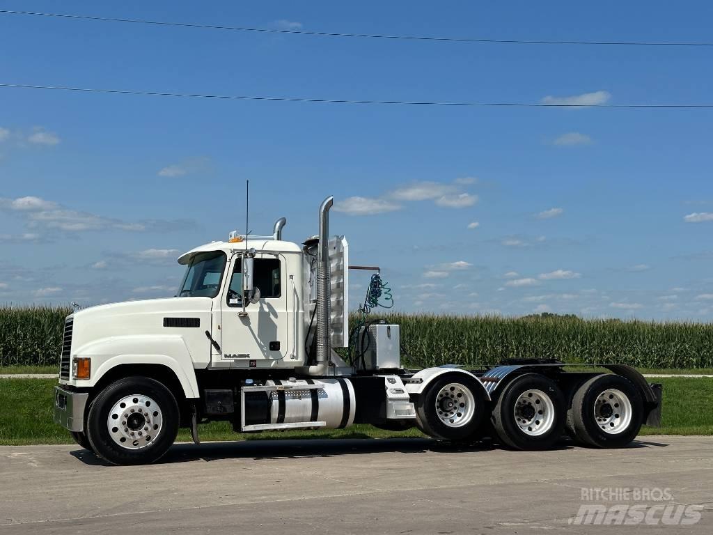 Mack Pinnacle CH613 Vlačilci