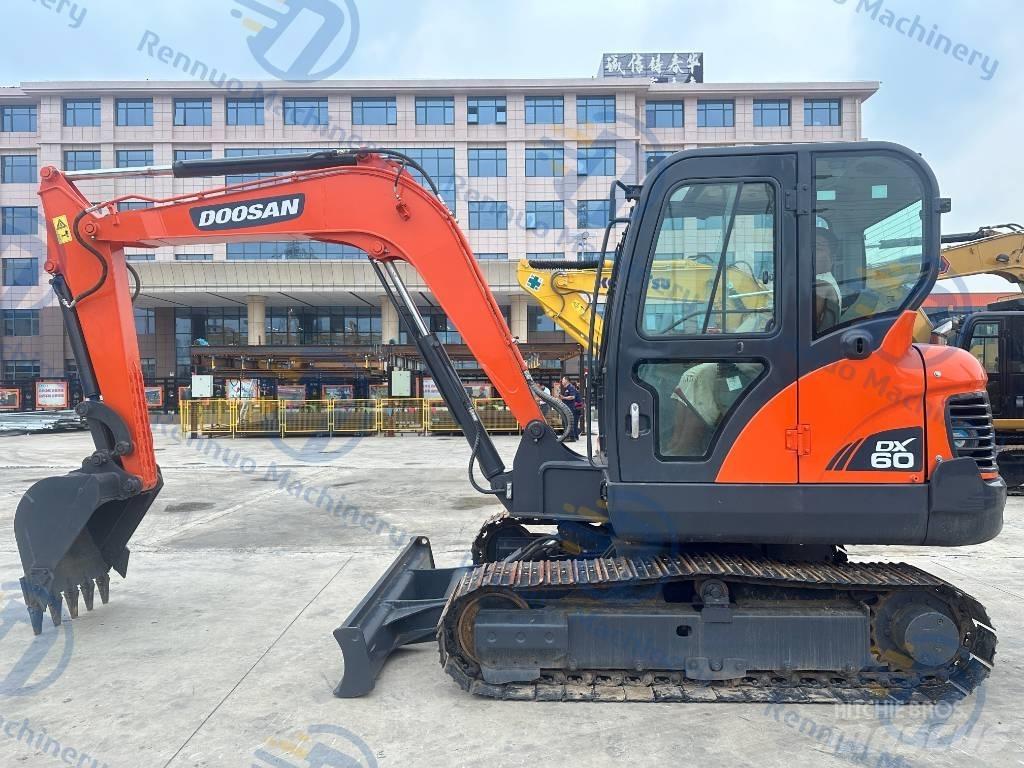 Doosan DX 60 Mini bagri <7t