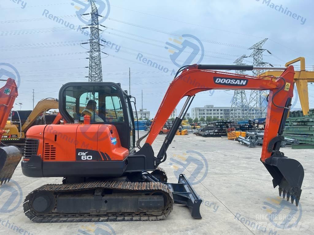 Doosan DX 60 Mini bagri <7t