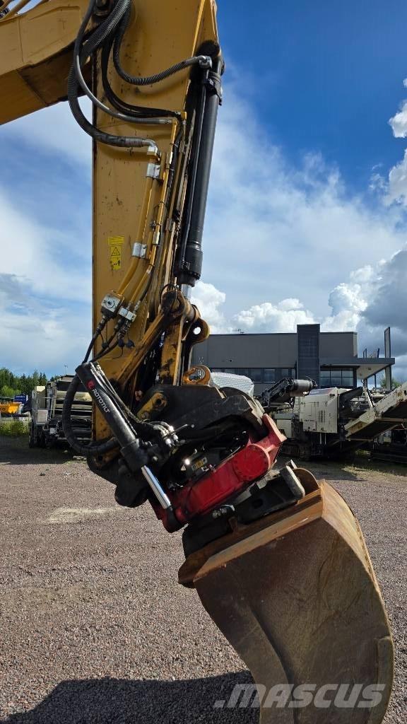 CAT 325FLCR Bagri goseničarji