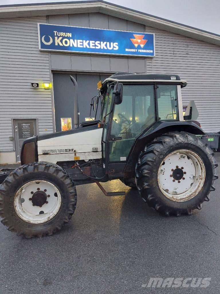 Valtra Valmet 900 Traktorji