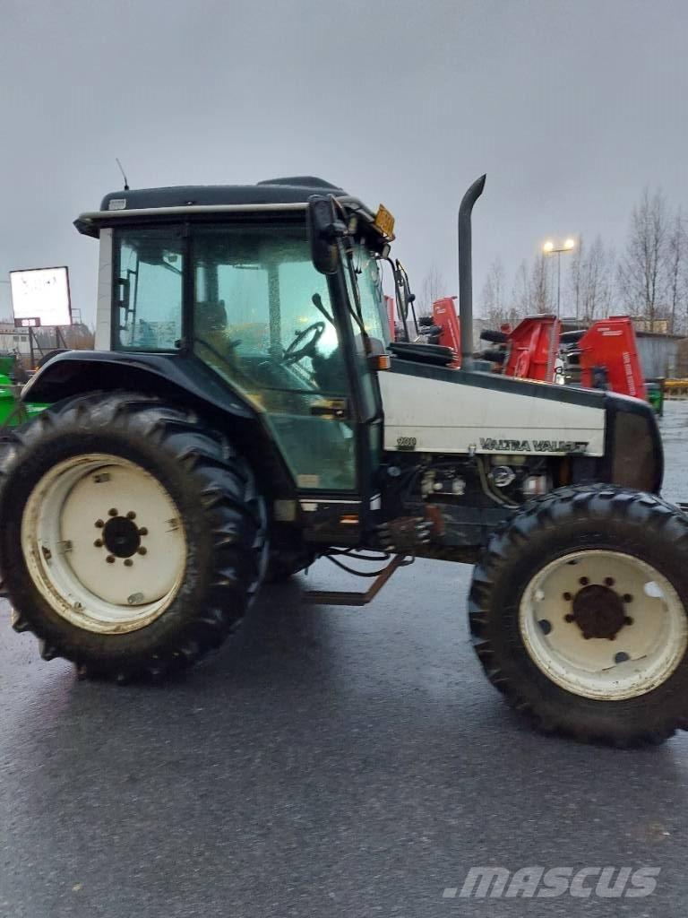 Valtra Valmet 900 Traktorji