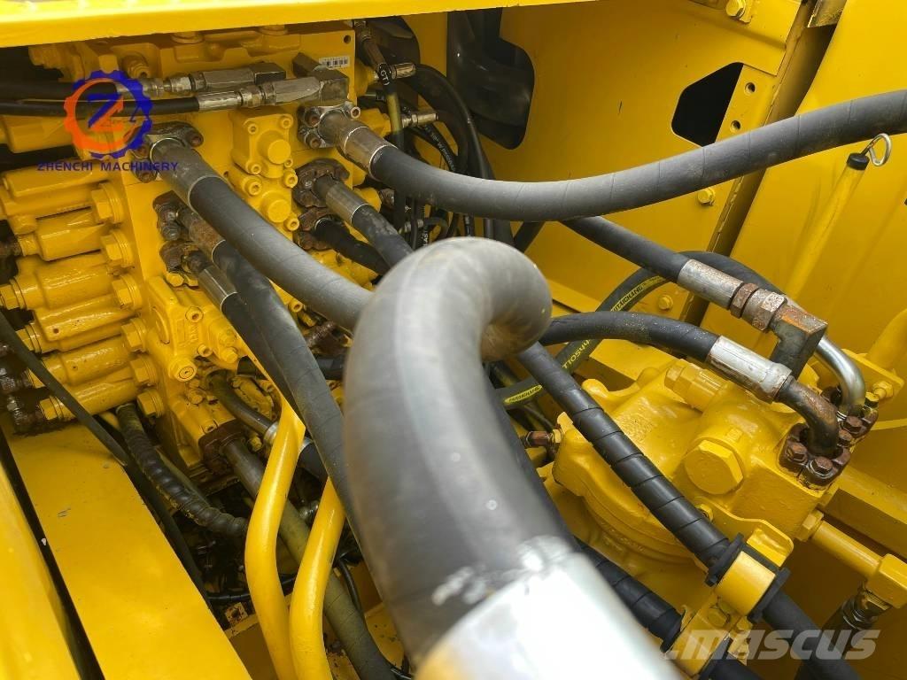 Komatsu PC 220-8 Bagri goseničarji