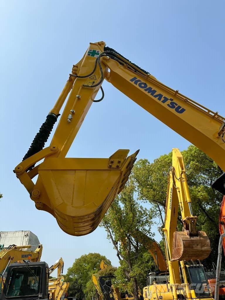 Komatsu PC 130 Bagri goseničarji