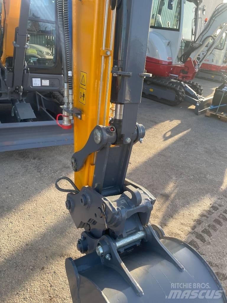Bernards 2.7 EXKA Mini bagri <7t