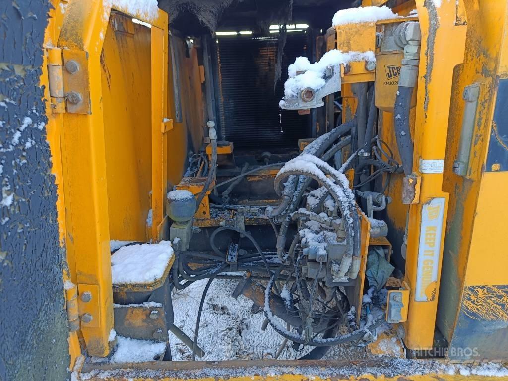 JCB JS 180 L Bagri goseničarji