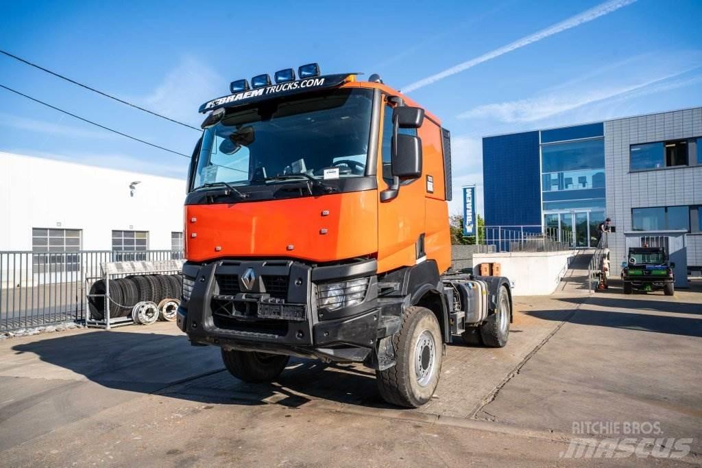 Renault K480-4X4 Vlačilci
