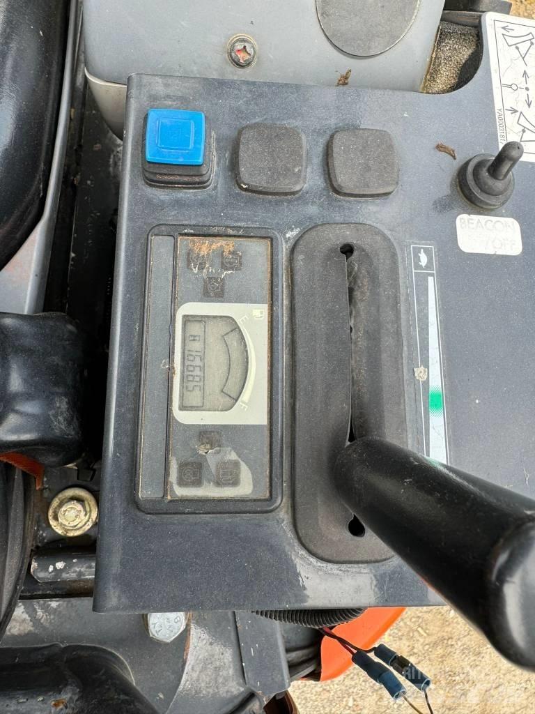 Hitachi ZX19U-5 Mini bagri <7t