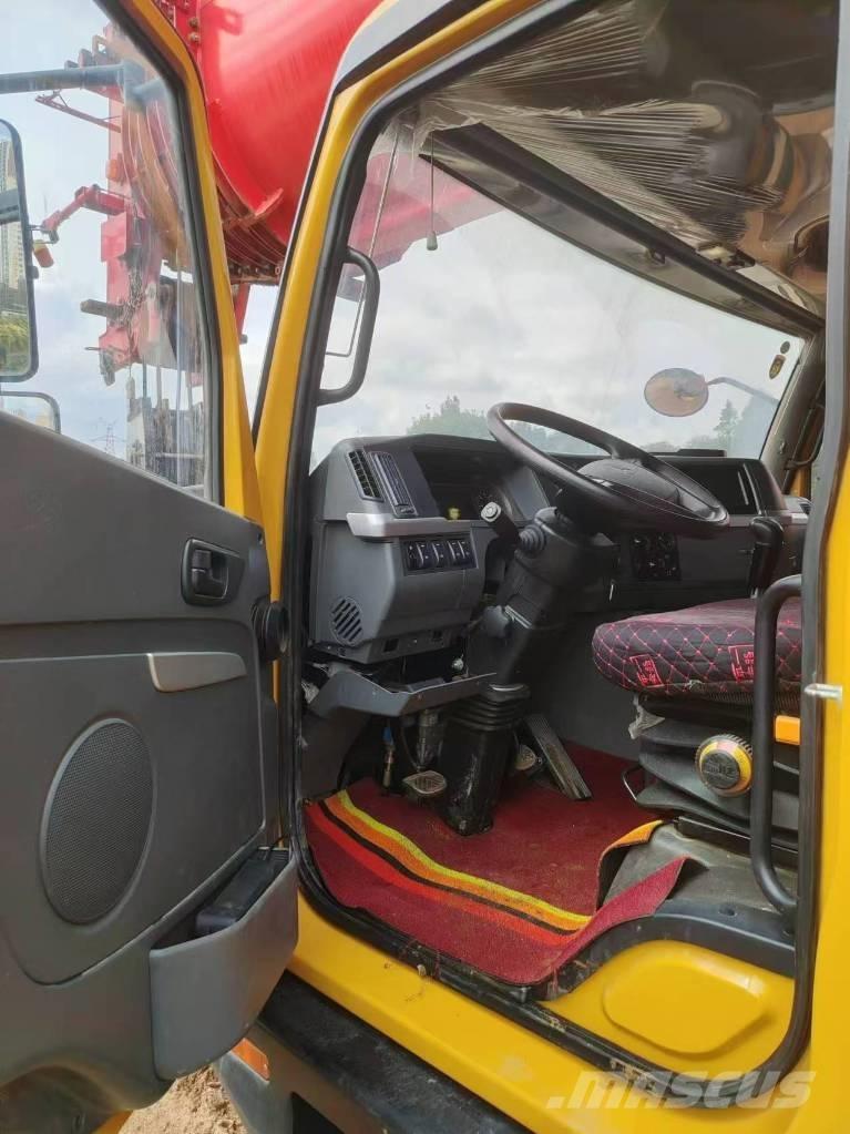 Sany STC1300C8 Rabljeni žerjavi za vsak teren