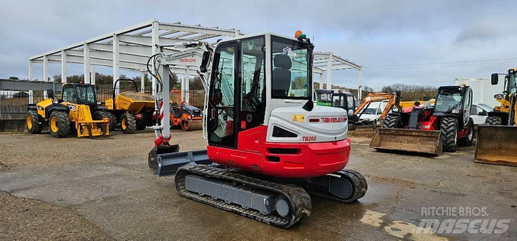 Takeuchi TB 260 Mini bagri <7t