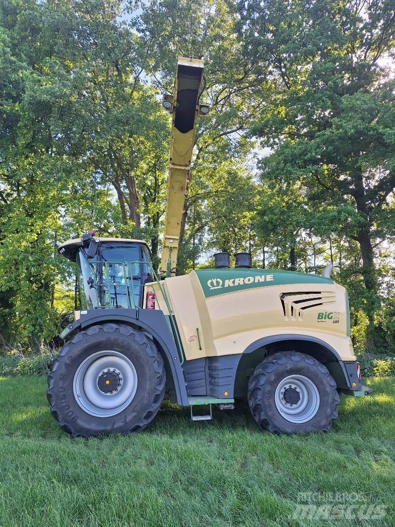 Krone Big X 680 Stroji za krmo na lastni pogon
