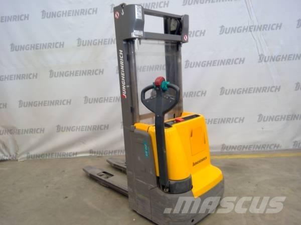 Jungheinrich EJC 112 Ročni električni viličar