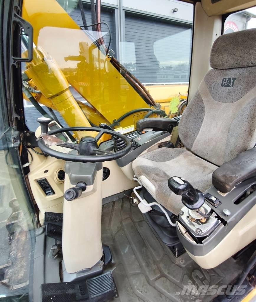 CAT M 316 C Bagri na kolesih