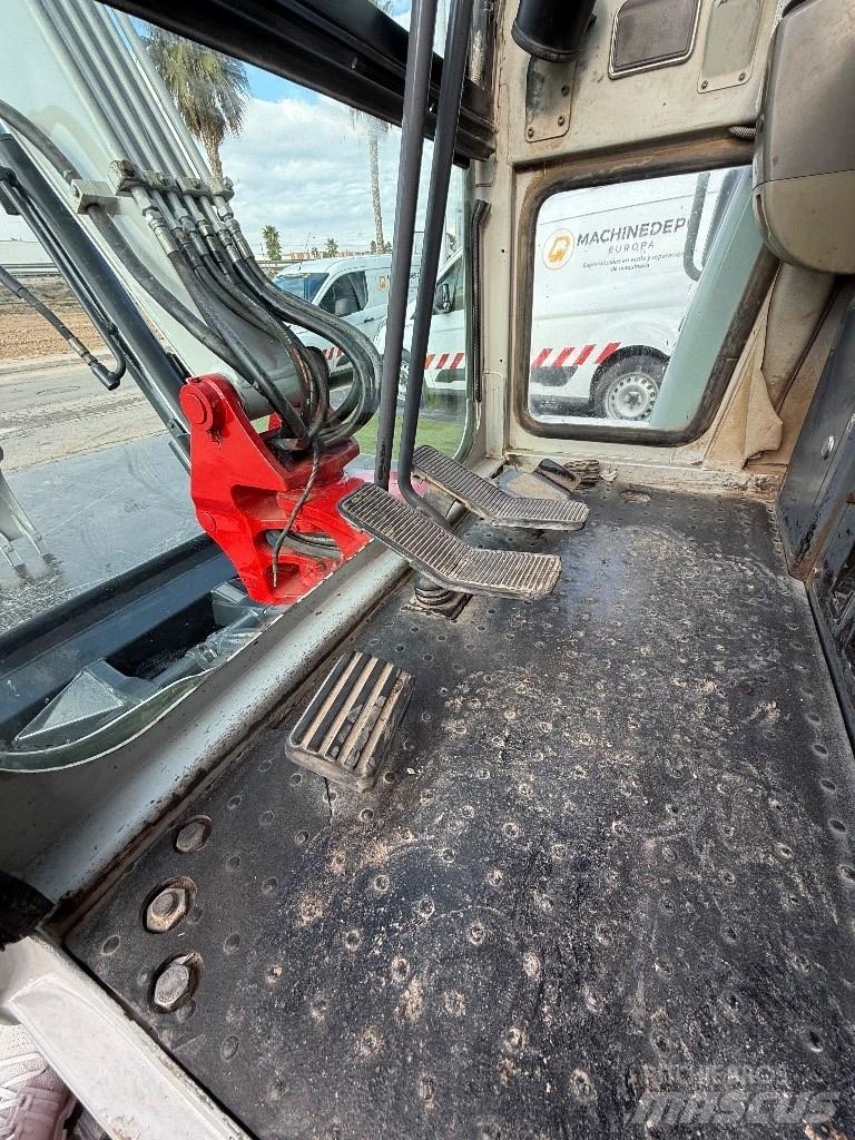 Takeuchi TB 135 Mini bagri <7t