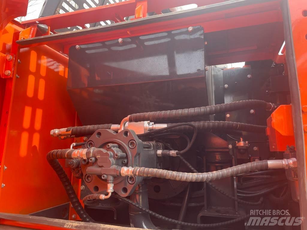 Doosan DX 225LC-9C Bagri goseničarji