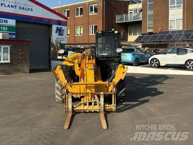 JCB 535-125 Teleskopski viličarji