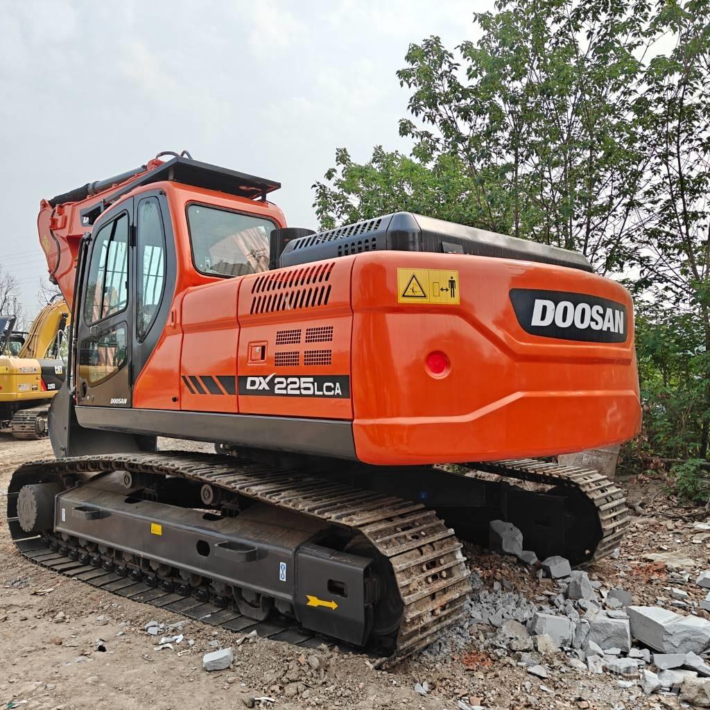 Doosan DX225-9C Bagri goseničarji