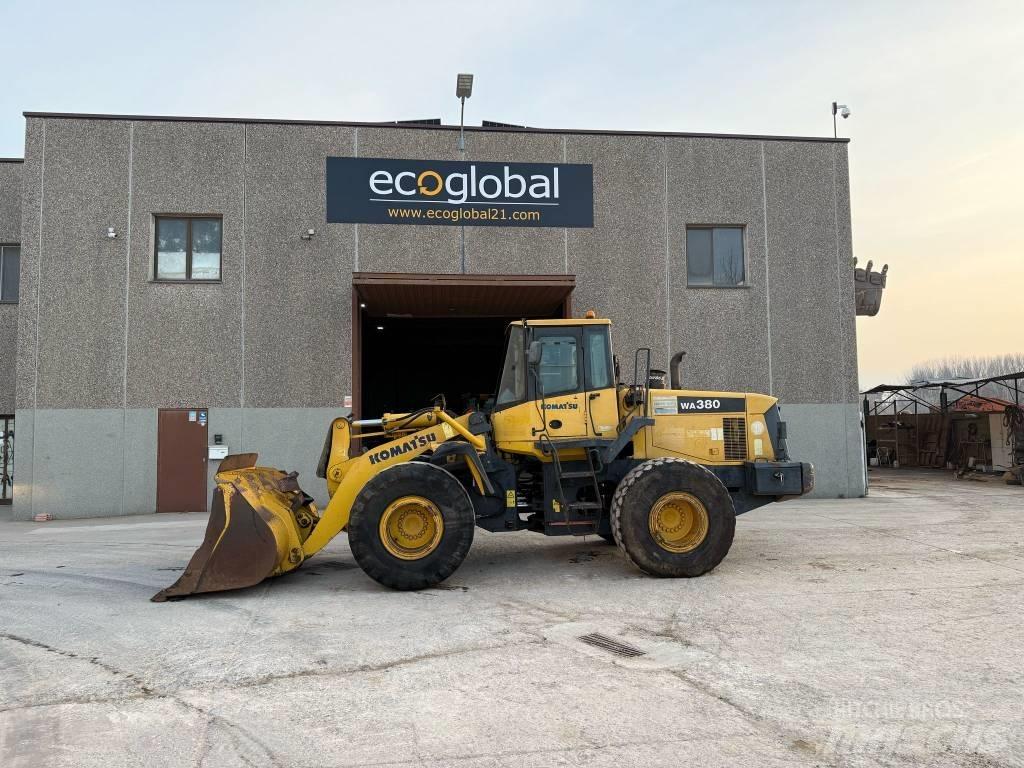 Komatsu WA 380-5H Kolesni nakladalci