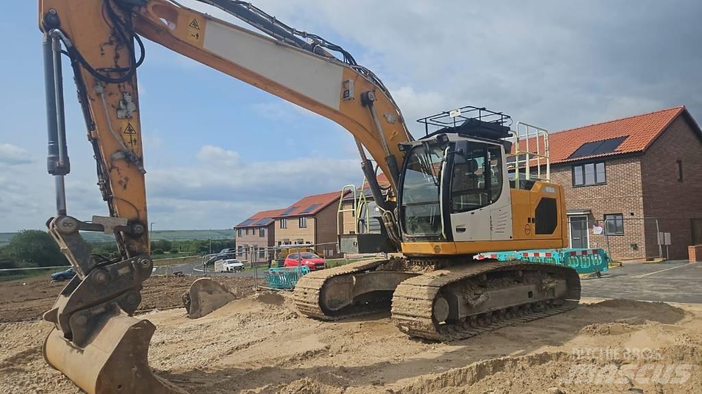 Liebherr R 922 LC Bagri goseničarji