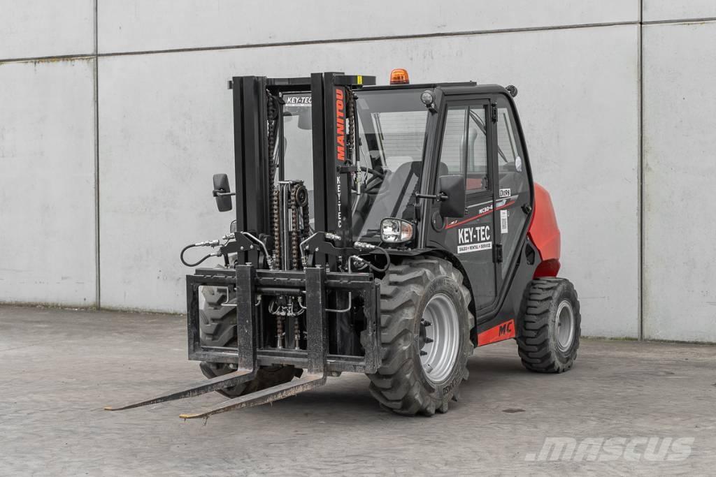 Manitou MC 30-4 Dizelski viličarji