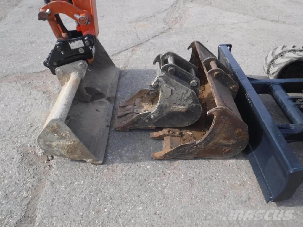Hitachi ZX 33 U-6 Mini bagri <7t