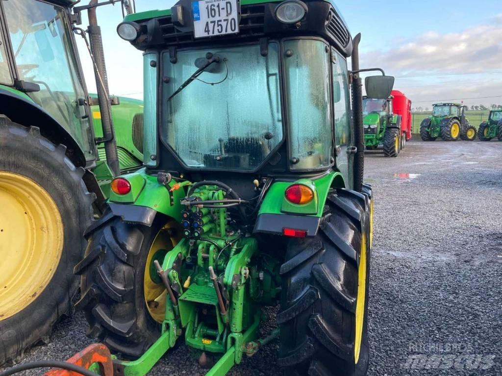 John Deere 5085 GF Traktorji
