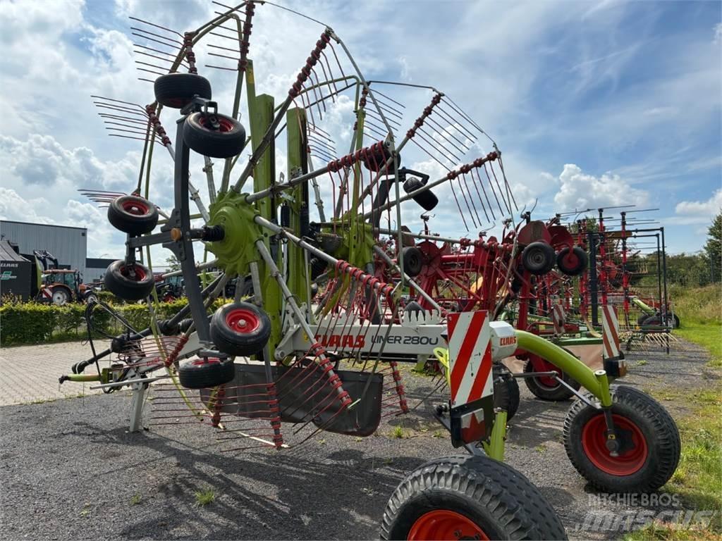CLAAS Liner 2800 Zgrabljalniki