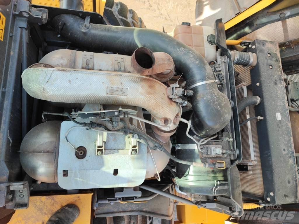 Volvo L 120 H Kolesni nakladalci