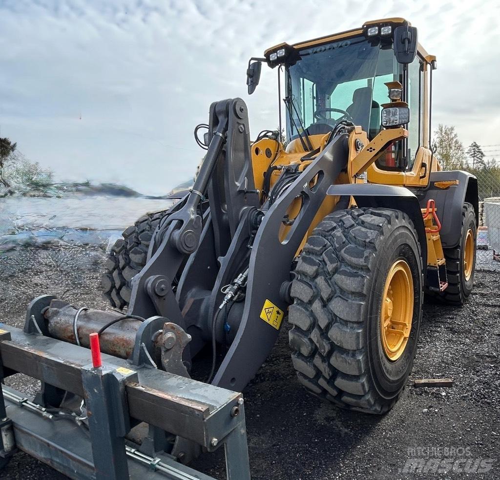 Volvo L 90 H Kolesni nakladalci