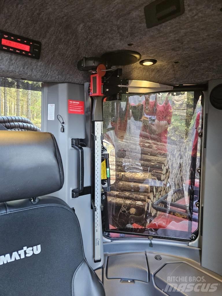 Komatsu 951 Harvesterji
