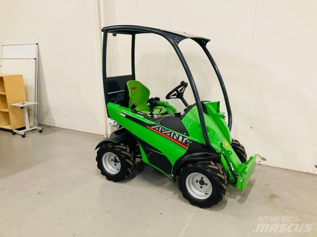 Avant 225 Mini nakladalci