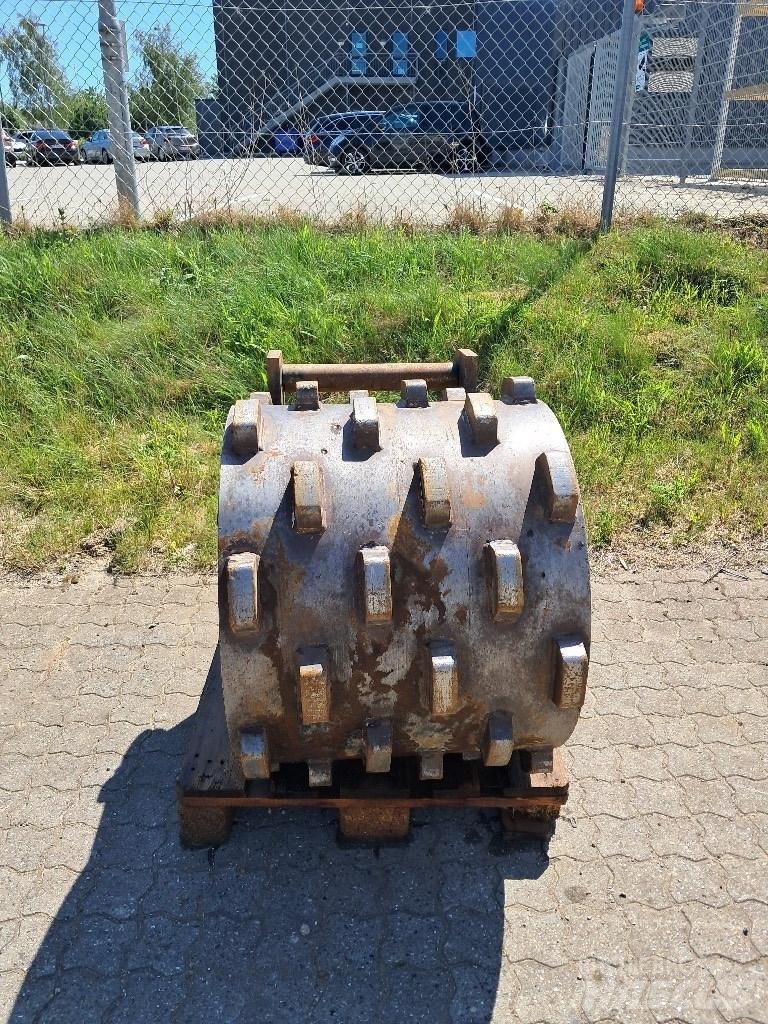CASE 800x600 Dodatki za opremo za zbijanje