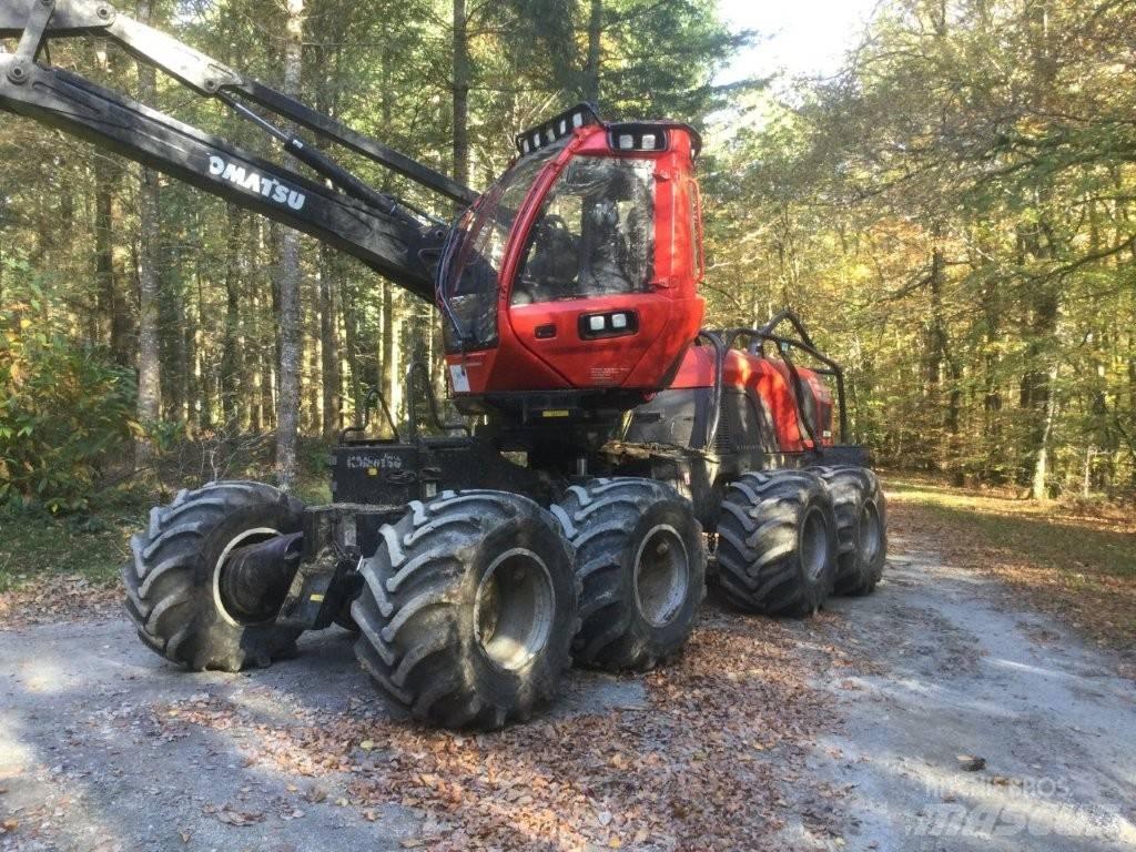 Komatsu 931 XC Harvesterji