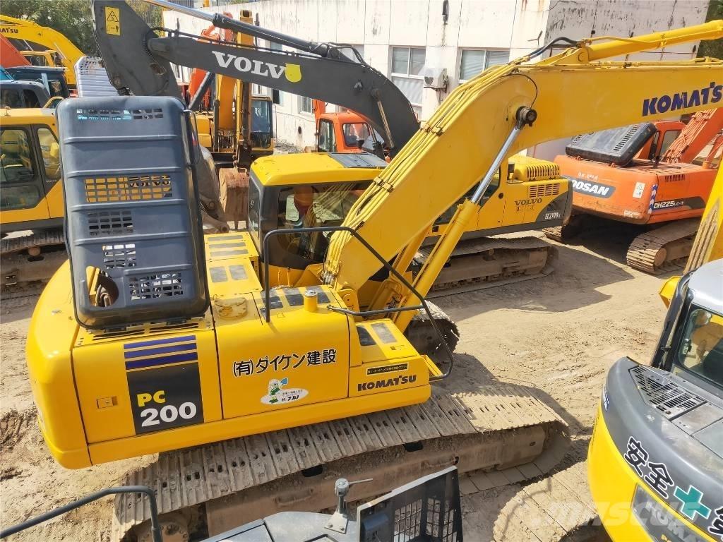 Komatsu PC200-7 Bagri goseničarji