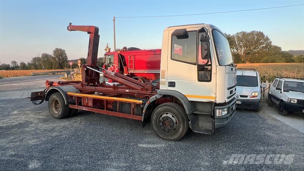 Iveco 150E 23 Tovornjaki zabojniki