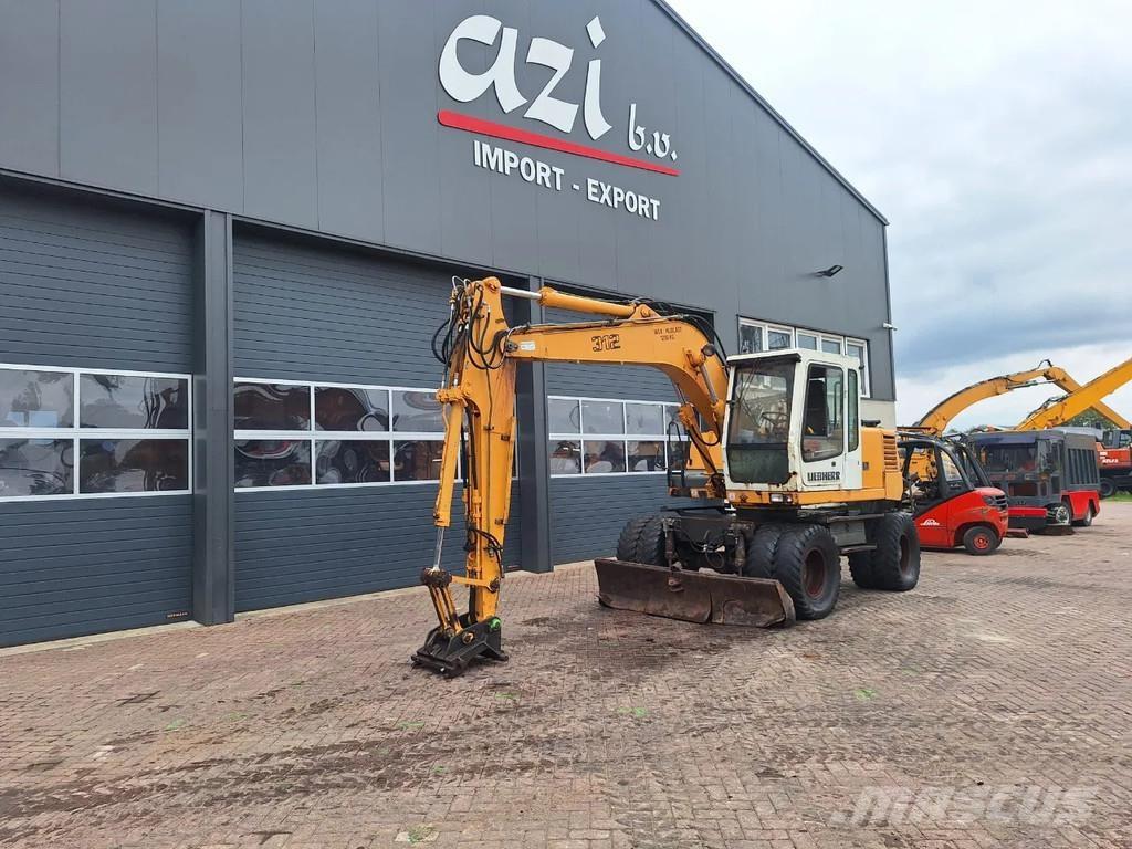 Liebherr A312 Bagri na kolesih