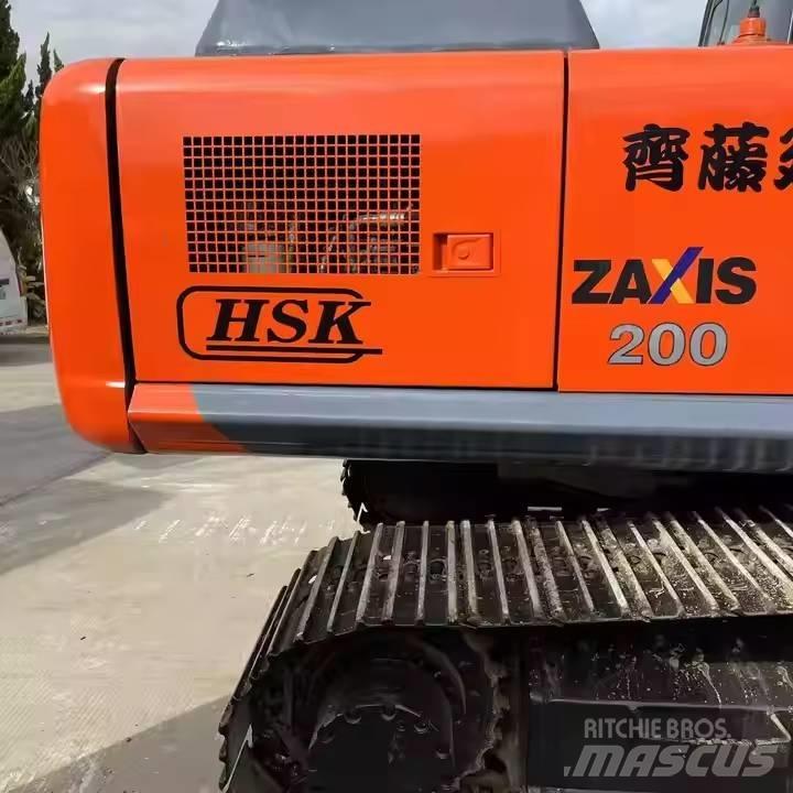Hitachi ZX200 Bagri goseničarji