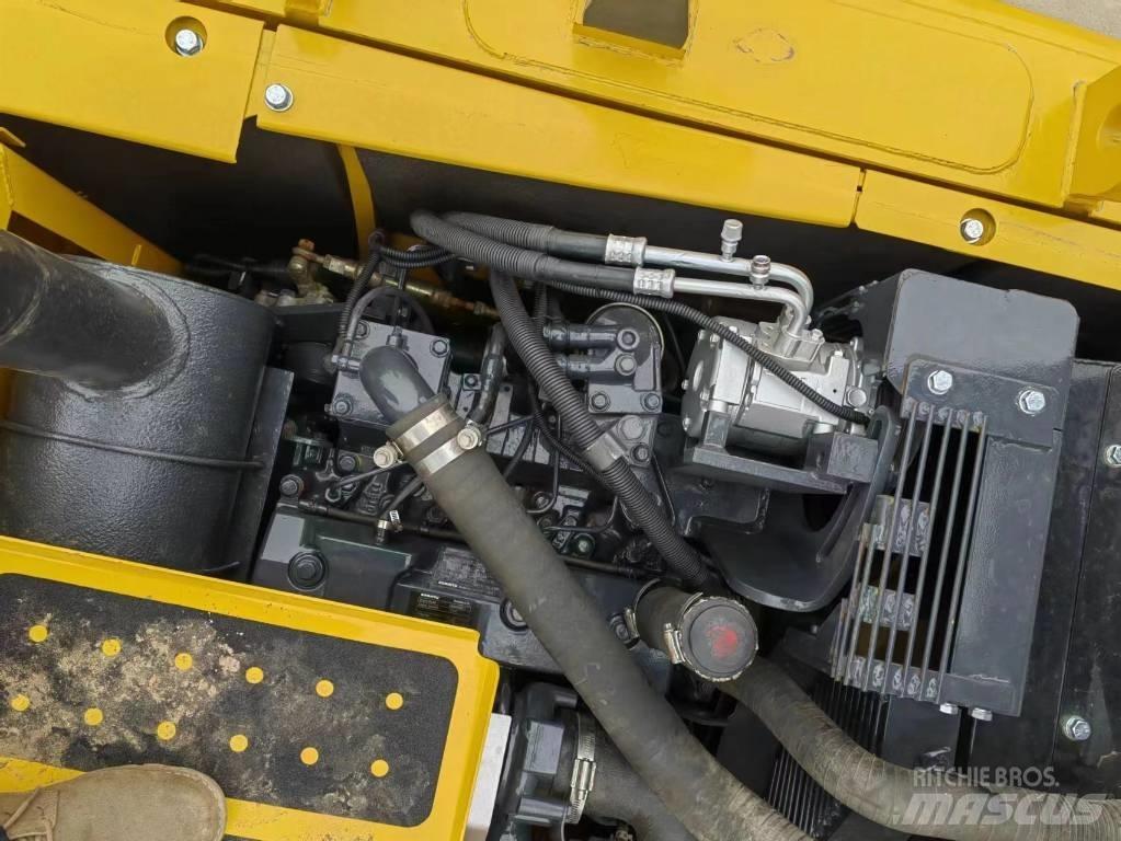 Komatsu PC 130-7K Midi bagri 7t – 12t
